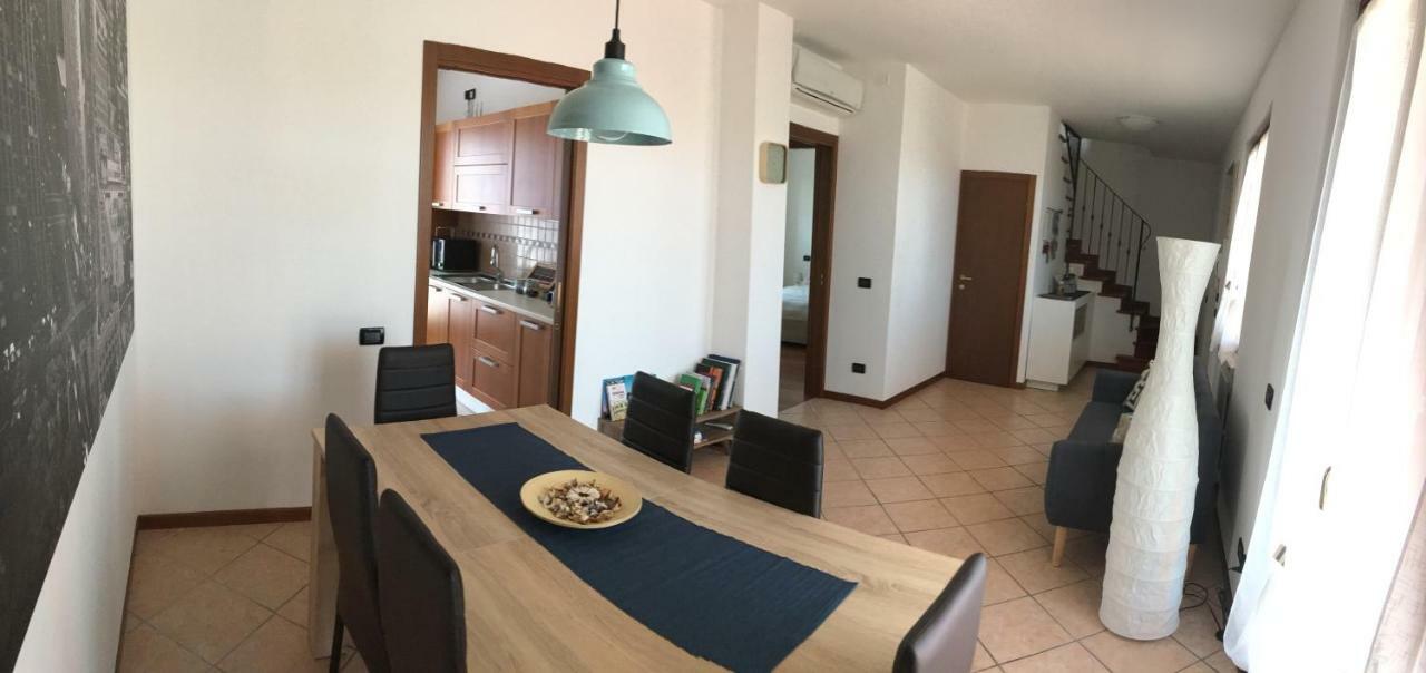 Casa Dany Hotell Lugagnano Exteriör bild