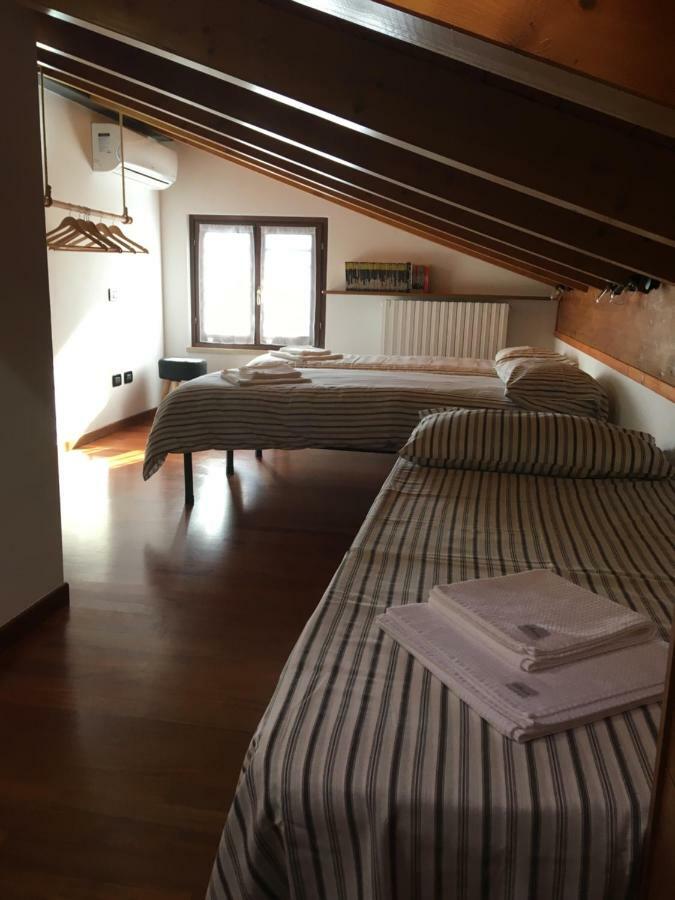 Casa Dany Hotell Lugagnano Exteriör bild