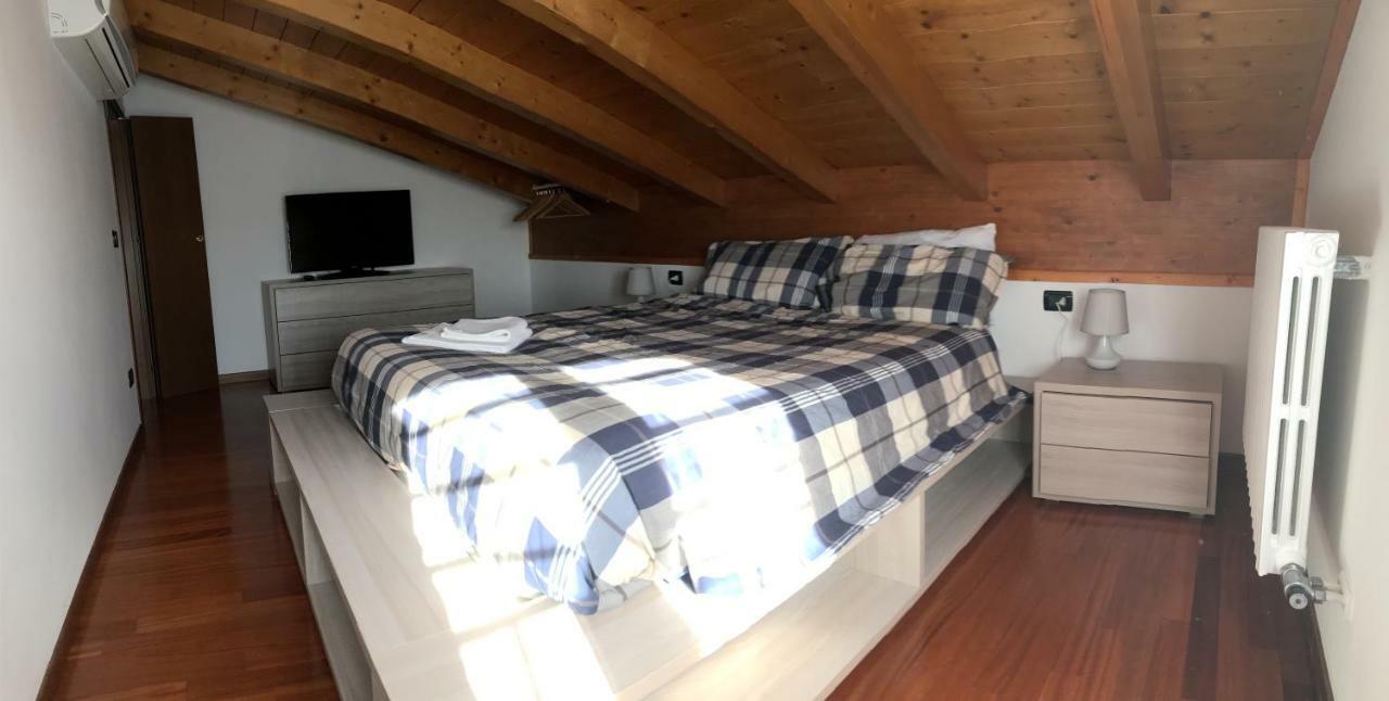 Casa Dany Hotell Lugagnano Exteriör bild